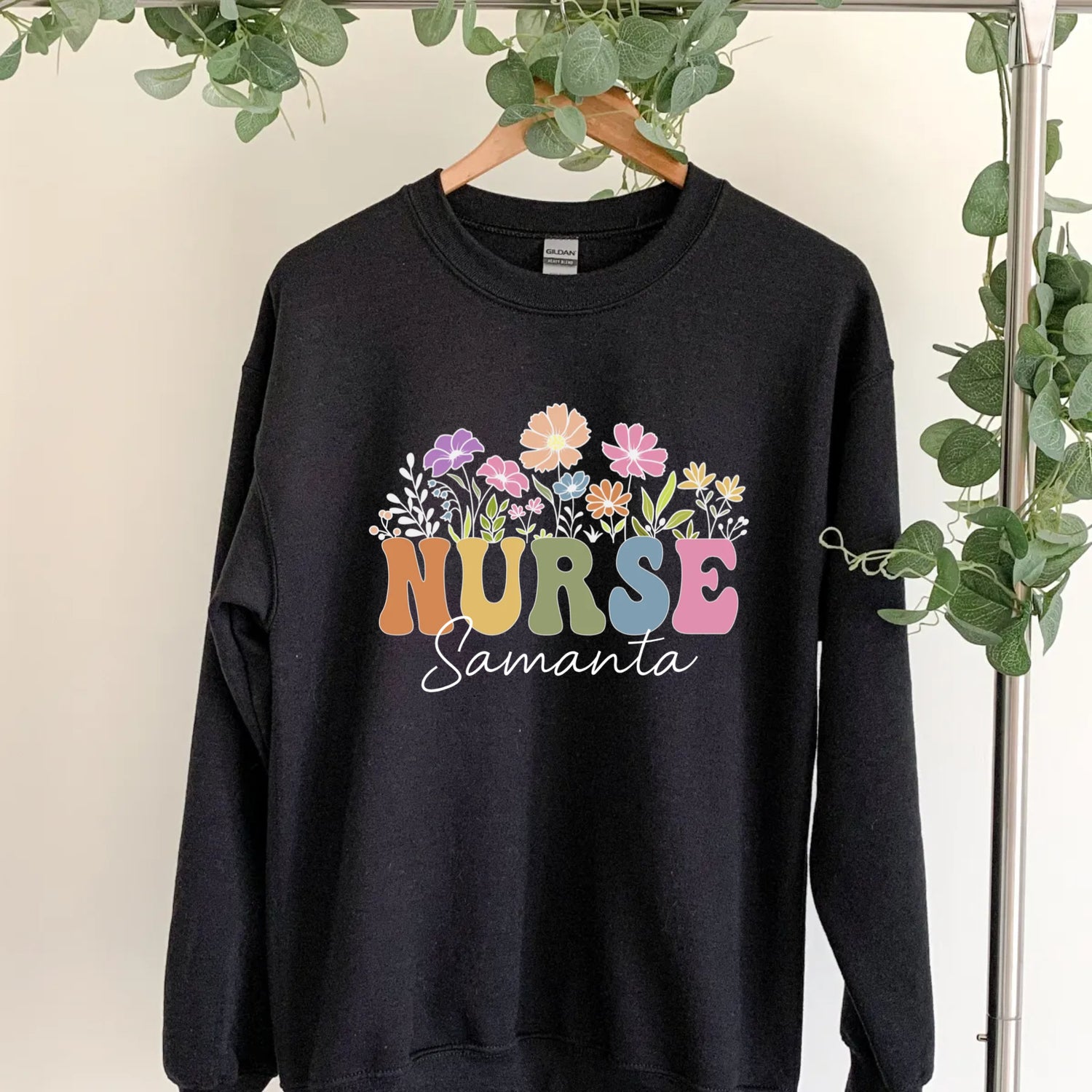 Personalized Nurse Sweatshirt, Retro Floral Nurse Name - Sweatshirt