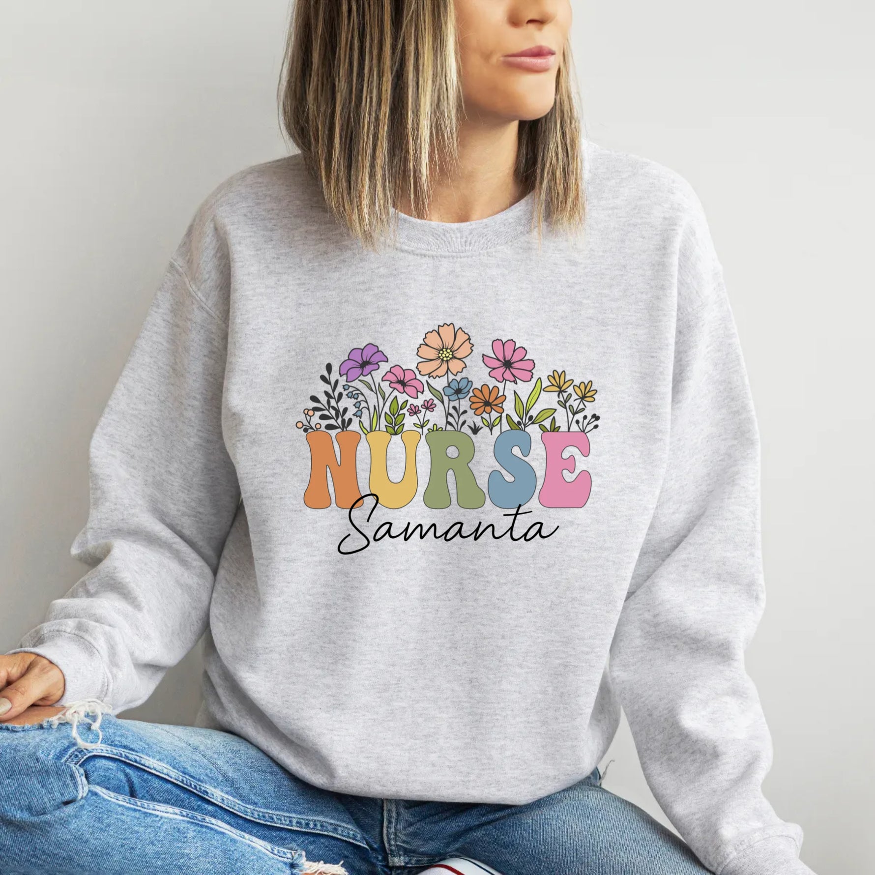 Personalized Nurse Sweatshirt, Retro Floral Nurse Name -  Sweatshirt