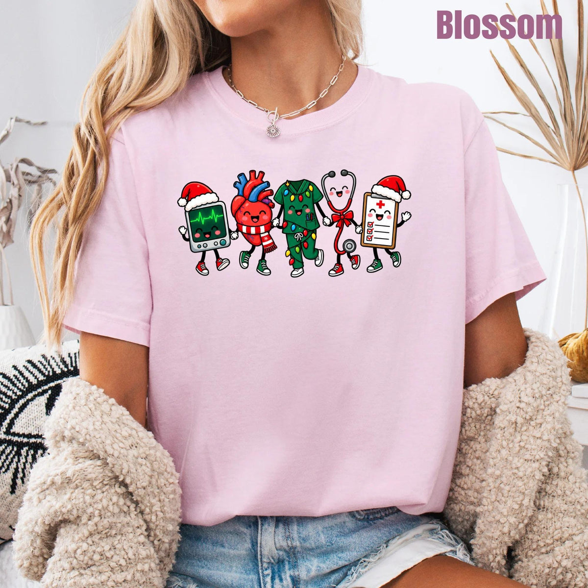 Comfort Colors Doodle Cardiac Christmas Shirt, Cvicu Nurse , Cardiology Heart Anatomy Tee